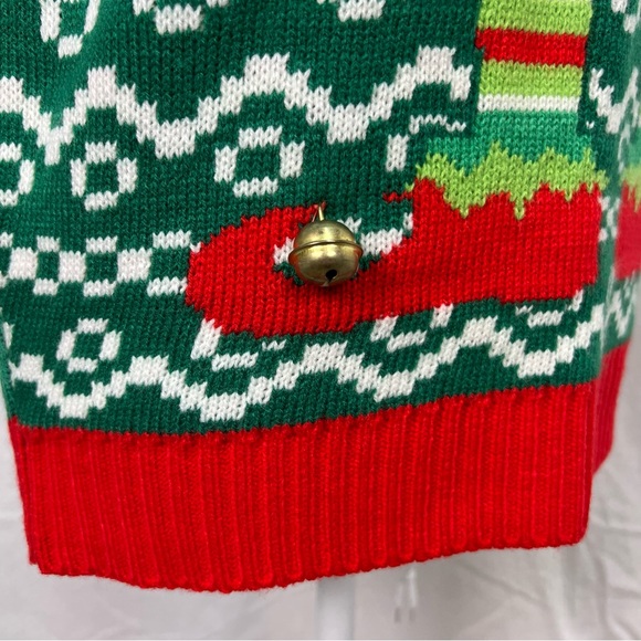 Christmas elf pullover v-neck sweater vest. - Picture 6 of 8